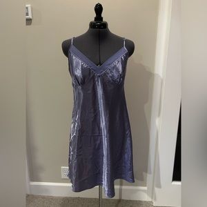 Shiny purple dress, size large